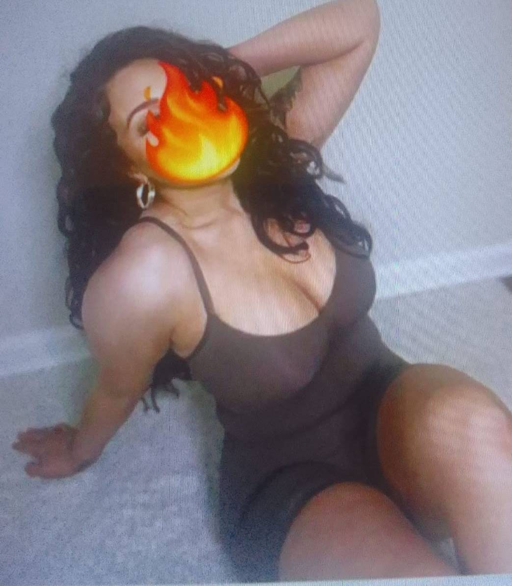 Bakırköy Escort Bayan Ayça İle Sınırları Aşan Tutkulu Deneyimler